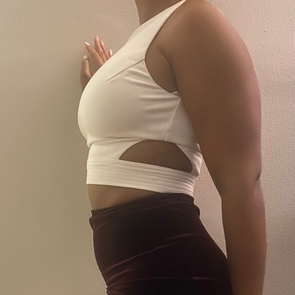 Off white crop top - Picture 2 of 2